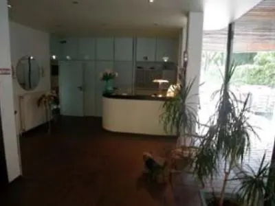 فندق كونكورد أسكوت 3*