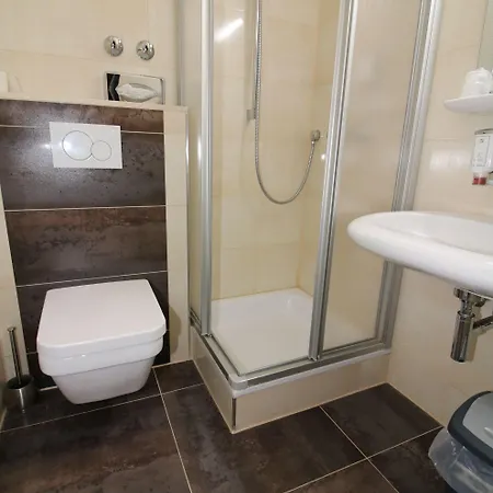 Concorde Ascot Отель Дюссельдорф