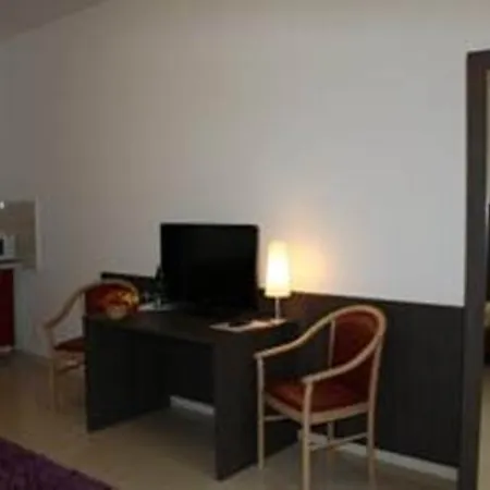 Отель Concorde Ascot