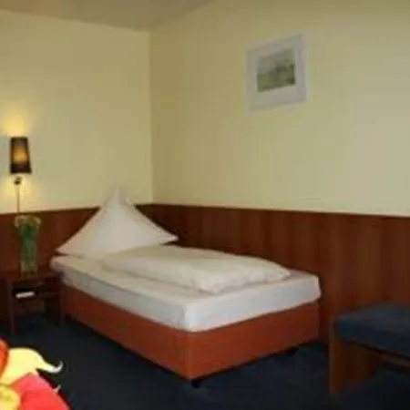 Отель Concorde Ascot Дюссельдорф