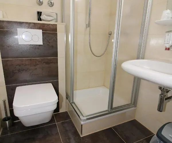 阿斯科特康恩得酒店